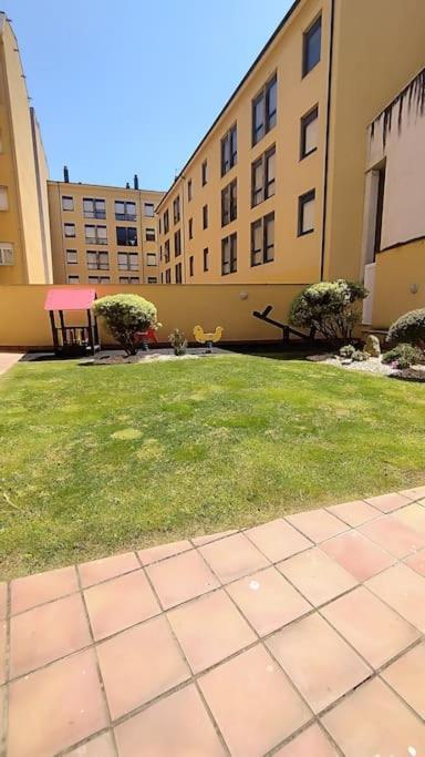 Apartamento En Foz. Primera Linea Playa Rapadoira Exterior photo
